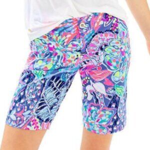 Lilly Pulitzer Fantasy Garden Chipper Shorts  size 00